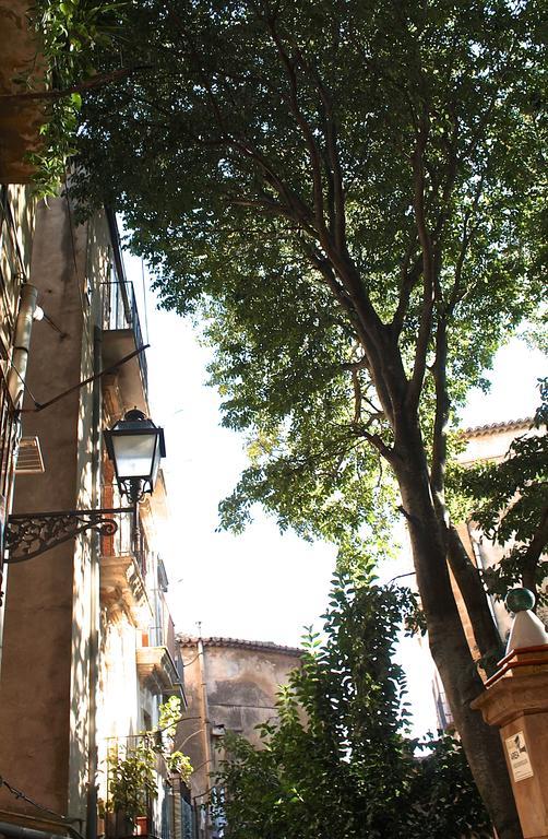 Carruggiu Casavacanze Caltagirone Habitación foto